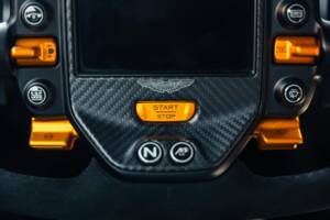 Image 19/38 de Aston Martin Valkyrie AMR Pro (2022)