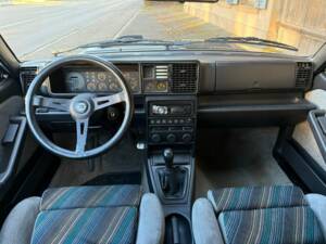 Afbeelding 10/20 van Lancia Delta HF Integrale (1990)