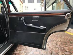 Imagen 36/50 de Mercedes-Benz 300 SEL 6.3 (1971)