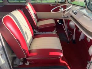 Afbeelding 6/8 van Volkswagen T2a Kombi (1967)