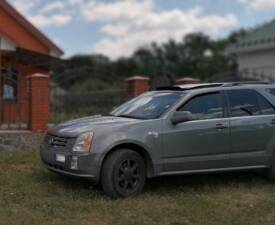 Image 2/15 of Cadillac SRX 4.6 (2006)