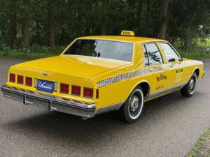 Image 4/22 of Chevrolet Caprice Classic (1985)