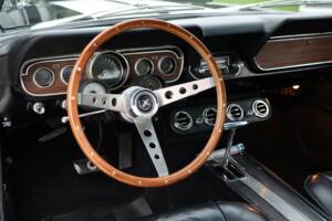 Bild 43/50 von Ford Mustang 289 (1966)