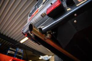 Bild 19/73 von Aston Martin V8 EFi Volante (1987)