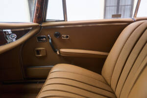 Immagine 25/38 di Mercedes-Benz 280 SE (1968)