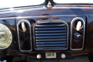 Immagine 33/44 di Ford V8 (1938)