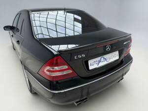 Image 21/27 of Mercedes-Benz C 55 AMG (2005)