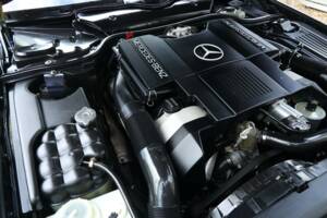 Image 4/50 of Mercedes-Benz 500 SL (1992)