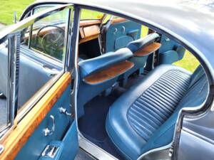 Bild 19/37 von Jaguar Mk II 3.4 (1964)