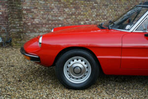 Image 14/50 of Alfa Romeo Spider Veloce 2000 (1982)
