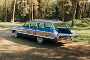 Image 6/20 of Ford Country Squire Station Wagon (1964)
