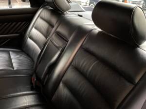 Bild 16/31 von Mercedes-Benz 300 SE (1989)