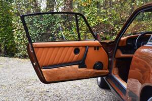Image 23/37 de Porsche 911 Carrera 3.0 (1977)