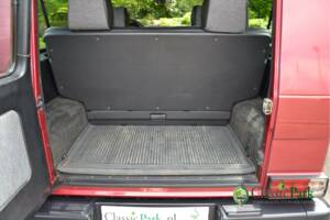 Image 32/49 de Mercedes-Benz 230 GE (SWB) (1993)