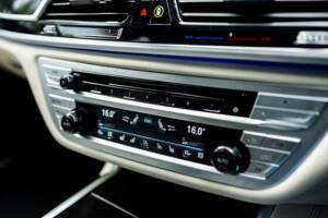 Afbeelding 29/46 van BMW 740d xDrive (2022)