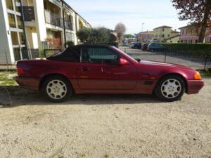 Afbeelding 15/45 van Mercedes-Benz 500 SL (1991)