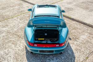 Immagine 26/31 di Porsche 911 Turbo (1997)