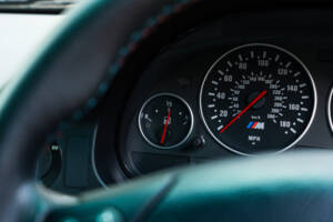 Image 39/56 of BMW M5 (2000)