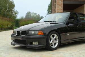 Image 19/50 of BMW 318 (1994)