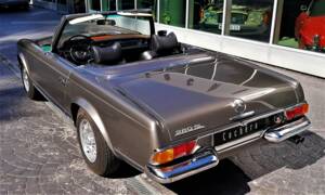 Immagine 4/16 di Mercedes-Benz 280 SL (1970)