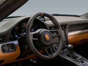 Image 5/12 of Porsche 911 Speedster (2019)