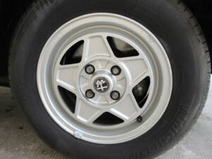 Bild 5/21 von Alfa Romeo 2.0 Spider QV (1988)