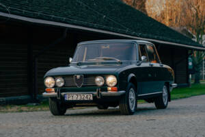 Image 3/78 of Alfa Romeo 1750 Berlina (1970)