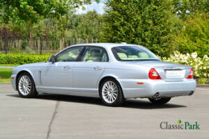 Image 3/46 of Jaguar XJ 8 3.5 (2007)
