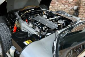 Afbeelding 37/50 van Jaguar E-Type V12 (1973)