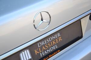 Image 35/50 of Mercedes-Benz 300 SL (1991)