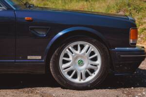 Bild 26/50 von Bentley Brooklands R Mulliner (1998)
