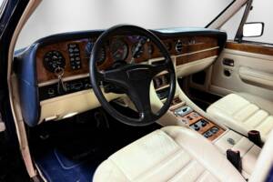 Image 10/24 of Bentley Turbo R (1989)