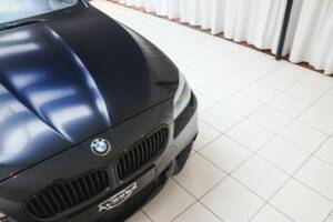 Image 16/24 of BMW 550i (2012)