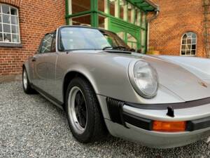 Image 8/18 de Porsche 911 Carrera 2.7 (1975)