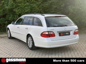 Immagine 6/15 di Mercedes-Benz E 320 T (2003)