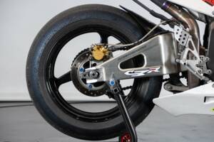 Image 27/50 de Honda DUMMY (2004)