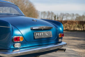 Image 40/45 of BMW 503 (1958)
