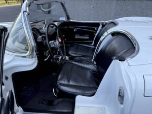 Immagine 16/35 di Chevrolet Corvette (1962)