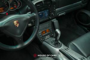 Imagen 19/23 de Porsche 911 Carrera "40 Jahre 911" (2003)
