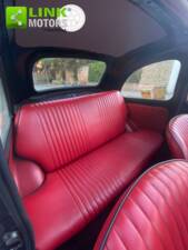 Image 18/41 of FIAT 500 L (1969)