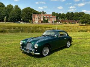 Image 1/78 de Aston Martin DB 2&#x2F;4 Mk I (1954)