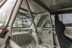 Image 24/40 of Mercedes-Benz 350 SLC (1973)