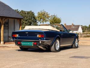 Image 48/57 de Aston Martin V8 Vantage Volante (1989)