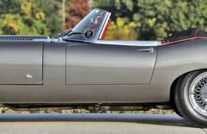 Image 38/50 of Jaguar E-Type 3.8 Flat Floor (1961)