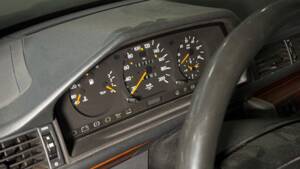 Bild 66/81 von Mercedes-Benz 250 TD (1992)