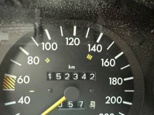 Image 15/21 of Mercedes-Benz 190 E 2.5-16 (1993)