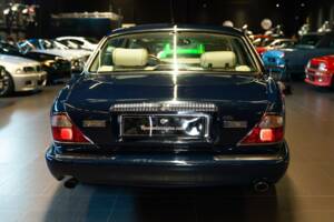 Bild 6/50 von Daimler Super V8 (1997)