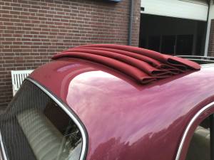 Image 23/25 of Mercedes-Benz 220 S (1958)