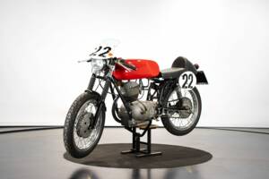 Immagine 6/50 di Gilera 175 Sport (1956)