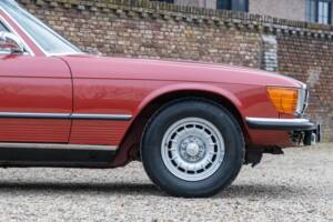 Bild 50/50 von Mercedes-Benz 280 SLC (1975)